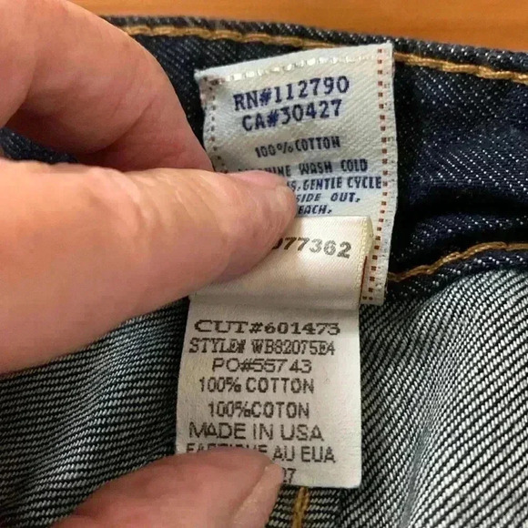 True Religion Low Rise, Bootcut, Dark  Wash Jeans Size 26 - Picture 9 of 9